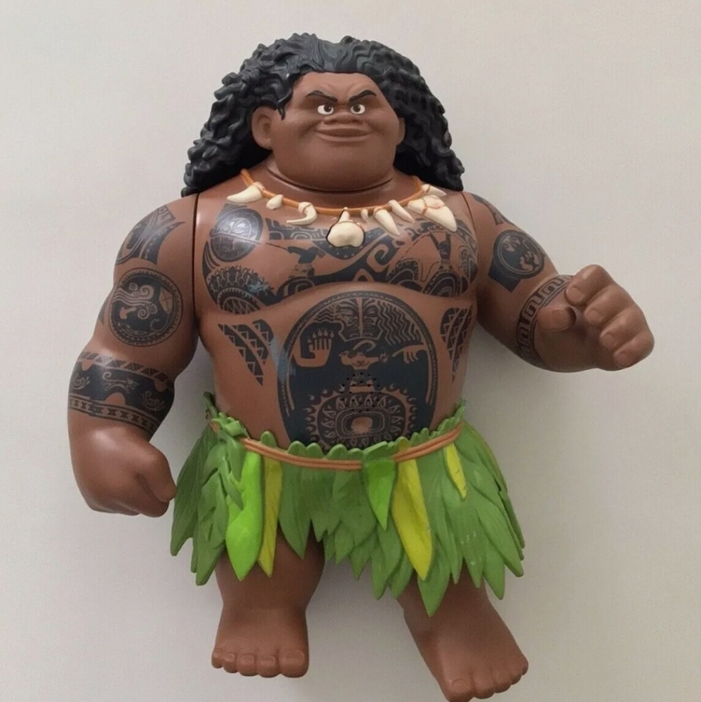 Disney Tattooed Moana Animated Mega Maui 16" Singing Toy